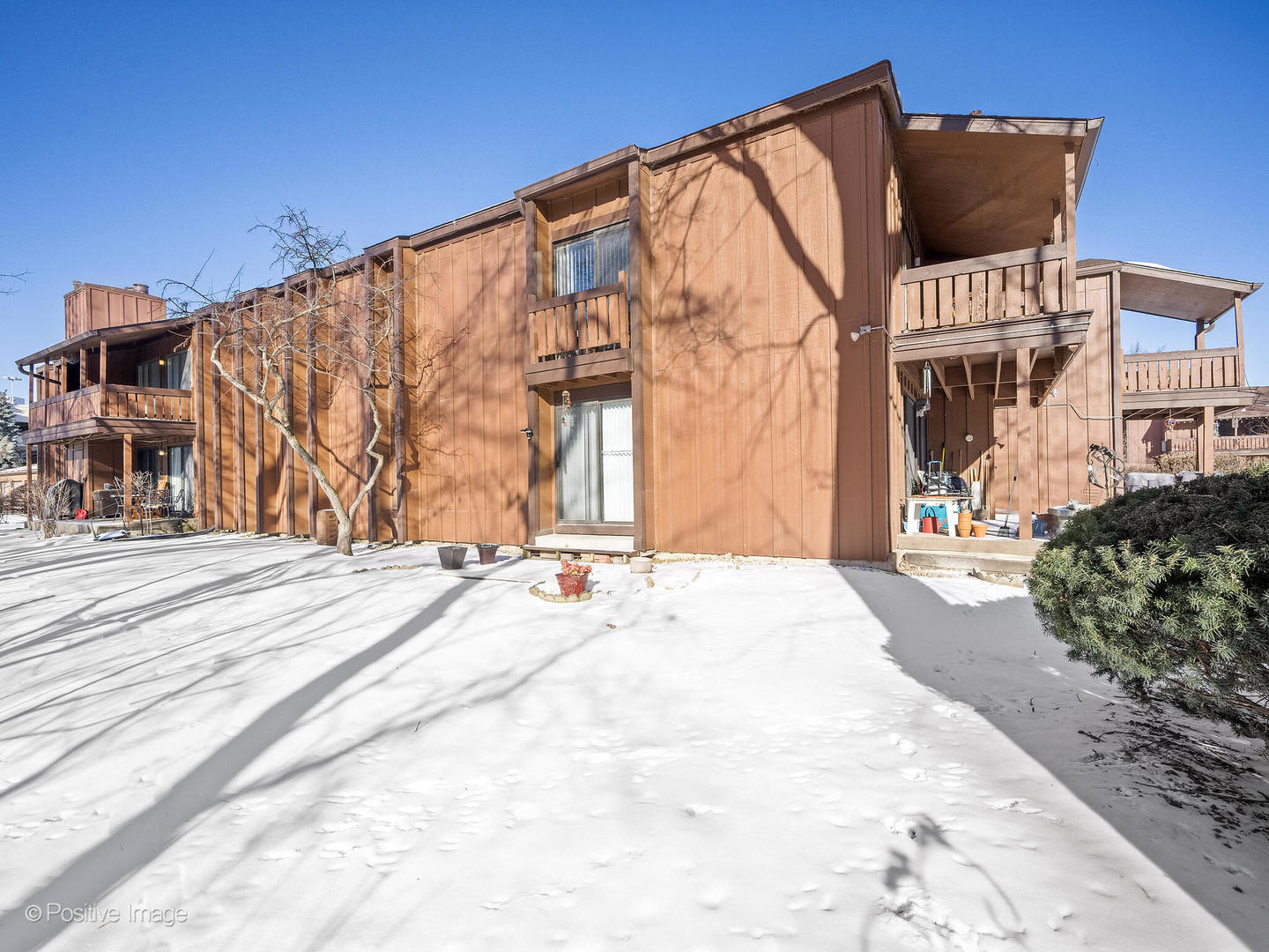 1S055 Spring Road #2C, Oakbrook Terrace, IL 60181