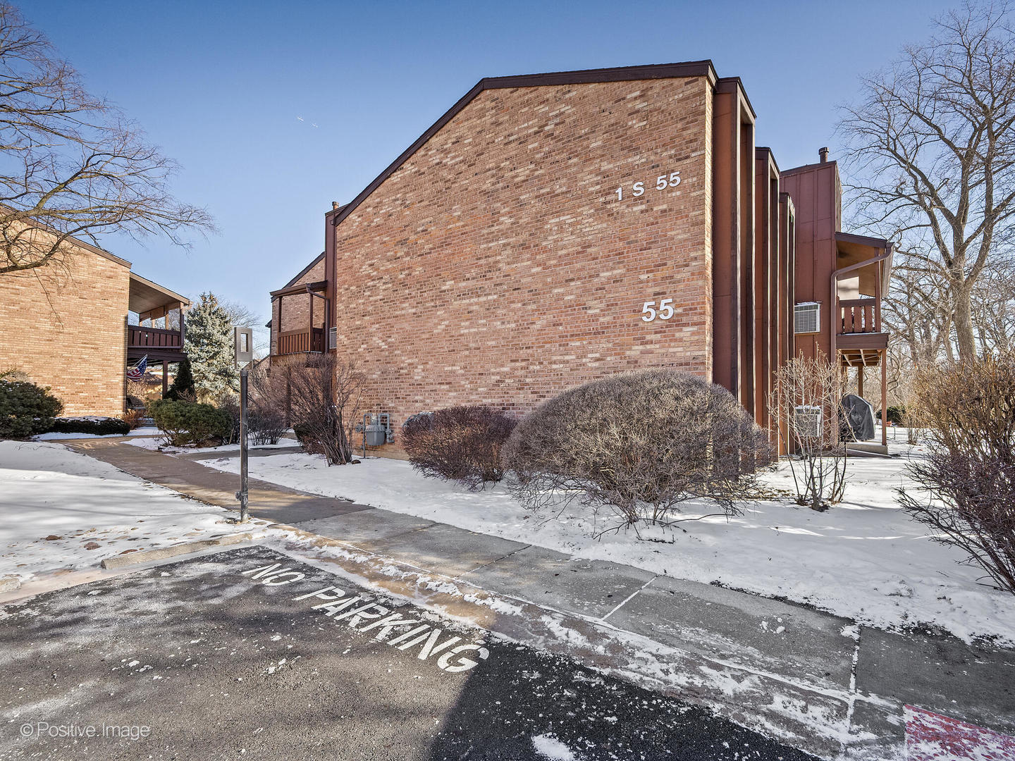 1S055 Spring Road #2C, Oakbrook Terrace, IL 60181