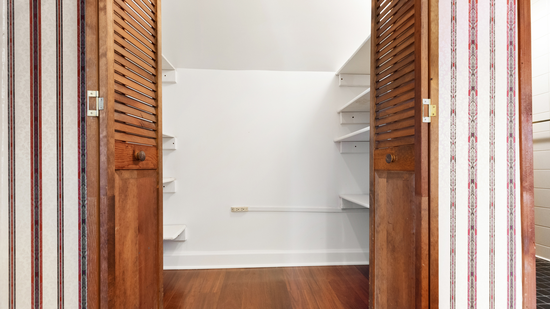 600 Dewey Street, Harvard, IL 60033