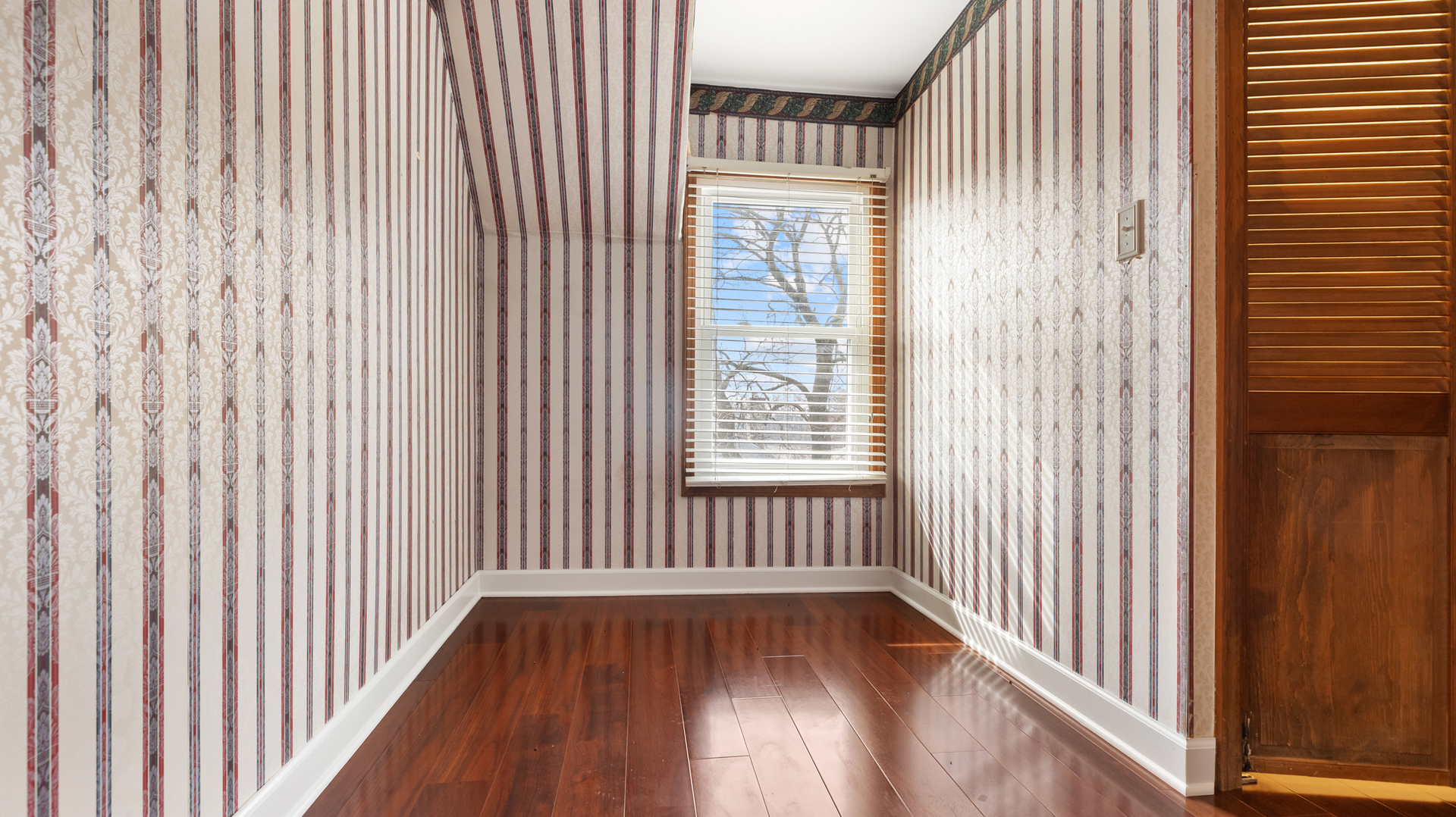 600 Dewey Street, Harvard, IL 60033