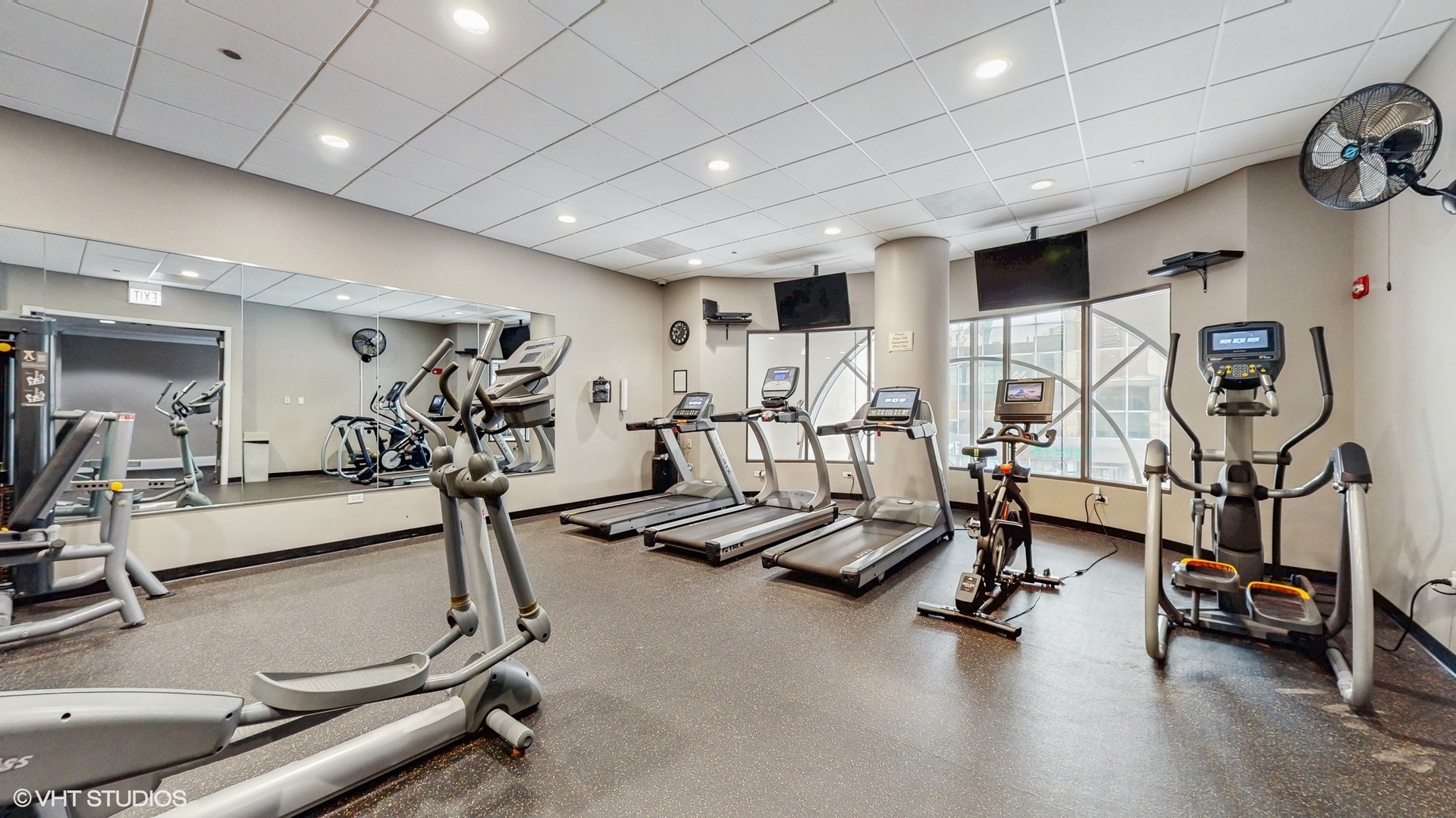 630 N State Street #2403, Chicago, IL 60654