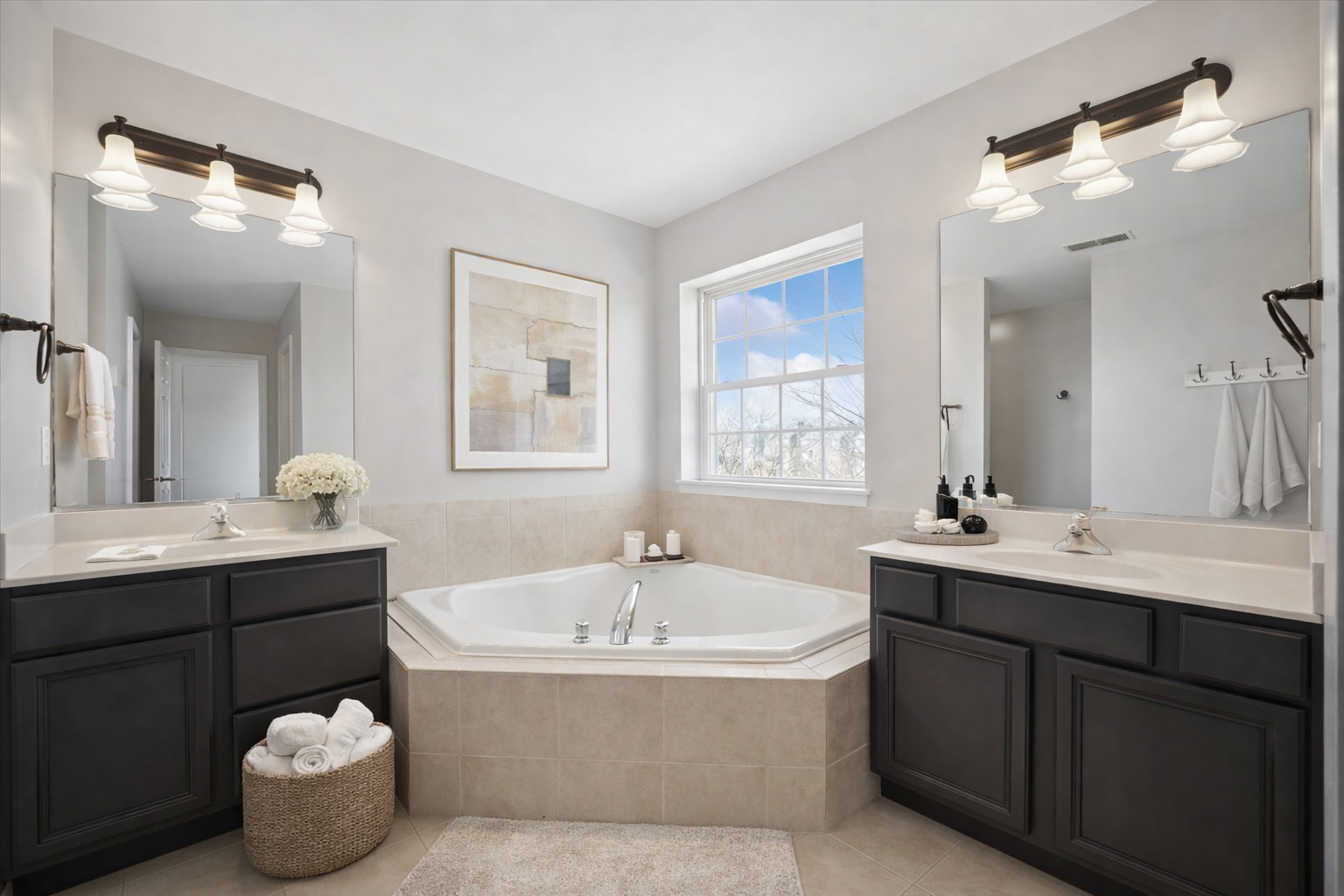 39W126 Revere House Lane, Geneva, IL 60134