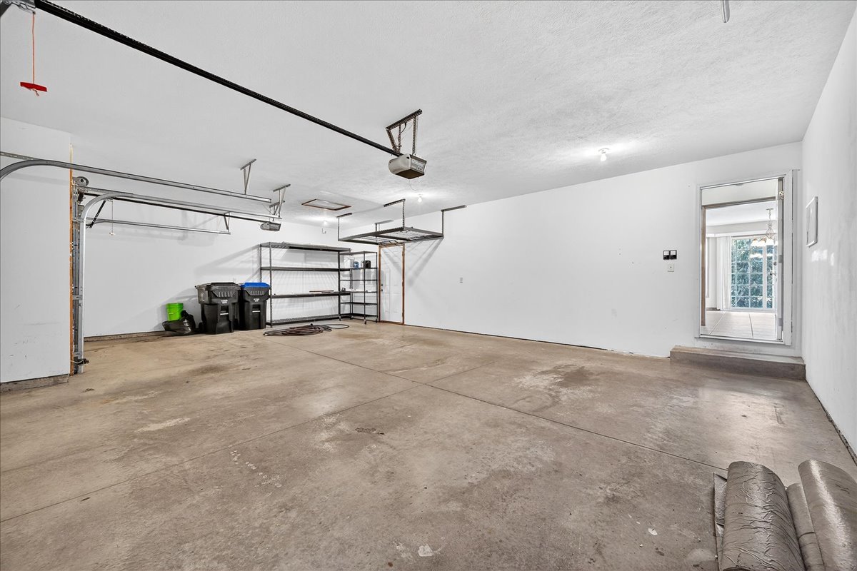 1307 Longford Lane, Bloomington, IL 61704