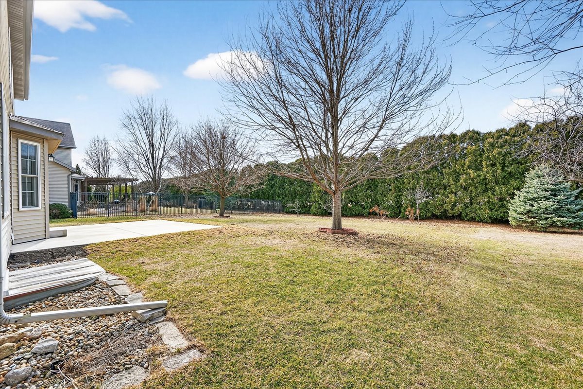 1307 Longford Lane, Bloomington, IL 61704