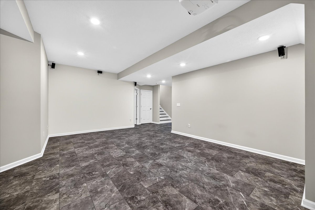 1307 Longford Lane, Bloomington, IL 61704