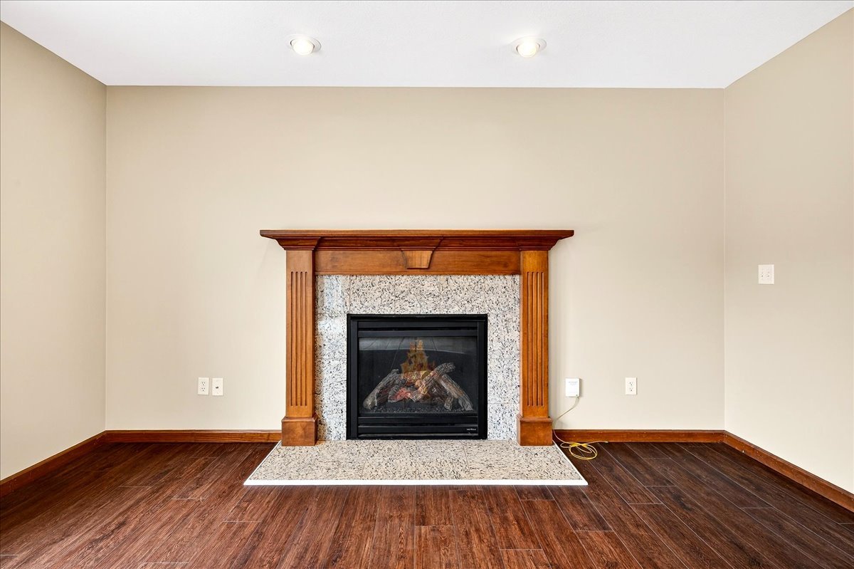 1307 Longford Lane, Bloomington, IL 61704