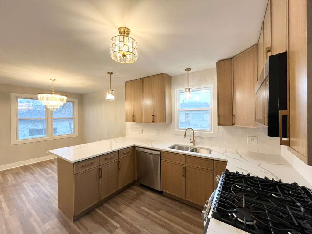 14539 Murray Avenue, Dolton, IL 60419