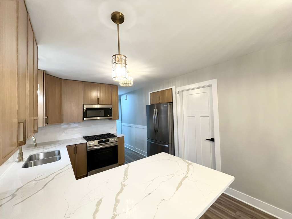 14539 Murray Avenue, Dolton, IL 60419