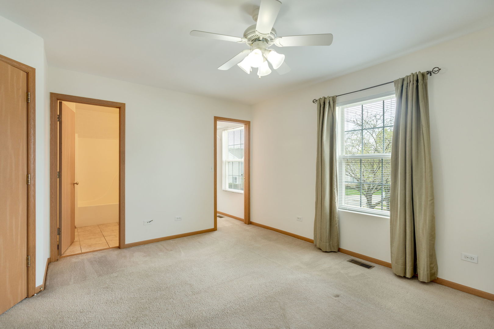 153 Yarrow Court, Romeoville, IL 60446