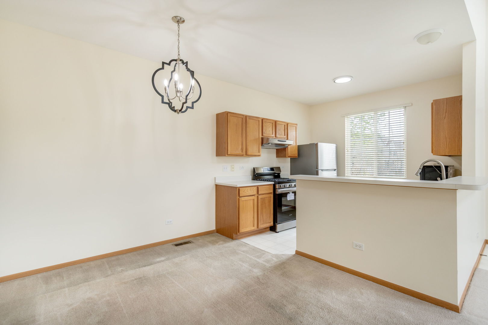 153 Yarrow Court, Romeoville, IL 60446