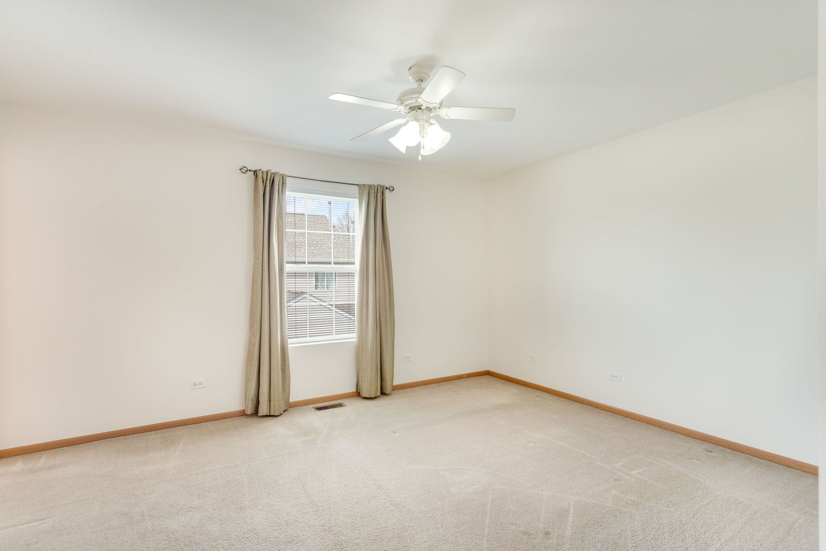 153 Yarrow Court, Romeoville, IL 60446