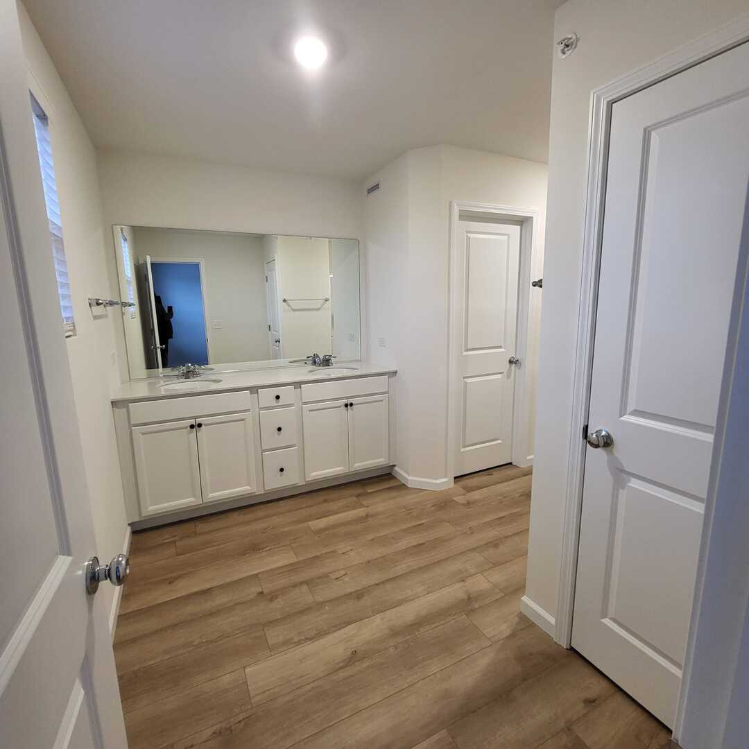 2227 Horseshoe Circle #2227, Naperville, IL 60564