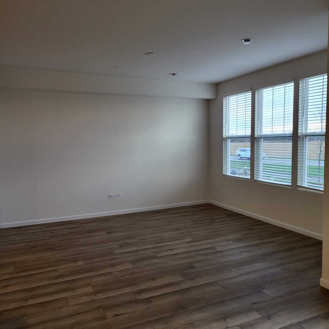 2227 Horseshoe Circle #2227, Naperville, IL 60564