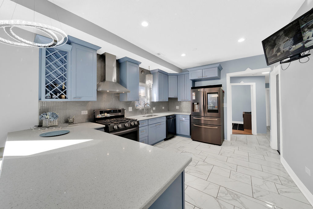 9436 S Spaulding Avenue, Evergreen Park, IL 60805