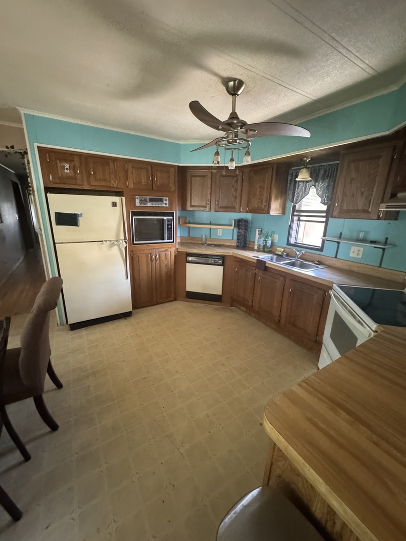 8800 S Harlem Avenue #2311, Bridgeview, IL 60455