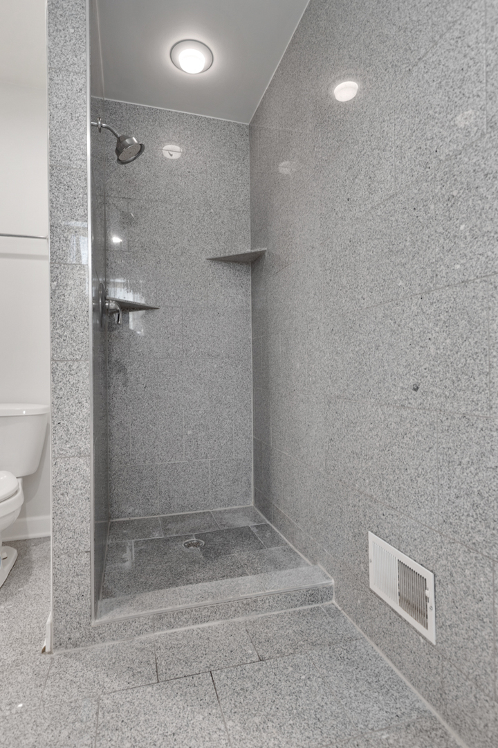 399 Fulton Street, South Elgin, IL 60177