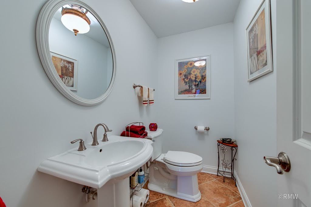 137 Haverhill Lane, Schaumburg, IL 60193