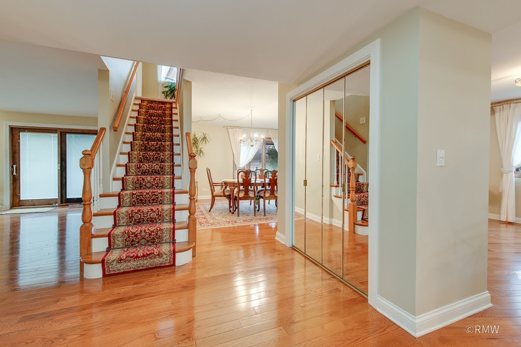 137 Haverhill Lane, Schaumburg, IL 60193