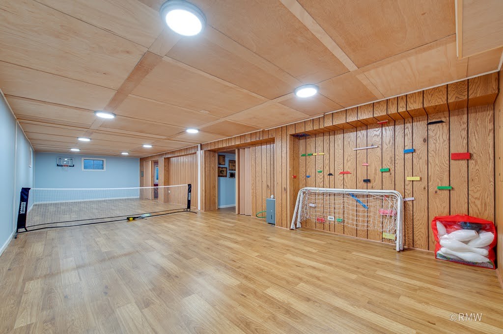 137 Haverhill Lane, Schaumburg, IL 60193