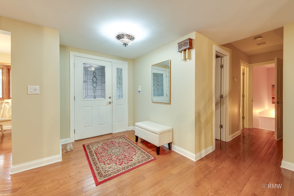 137 Haverhill Lane, Schaumburg, IL 60193