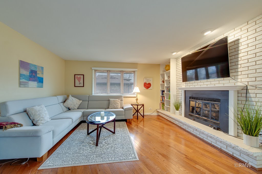 137 Haverhill Lane, Schaumburg, IL 60193