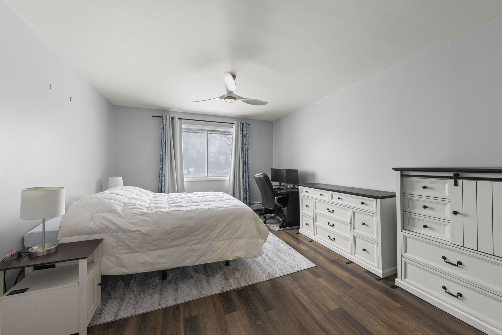 215 S Hale Street #9B, Addison, IL 60101