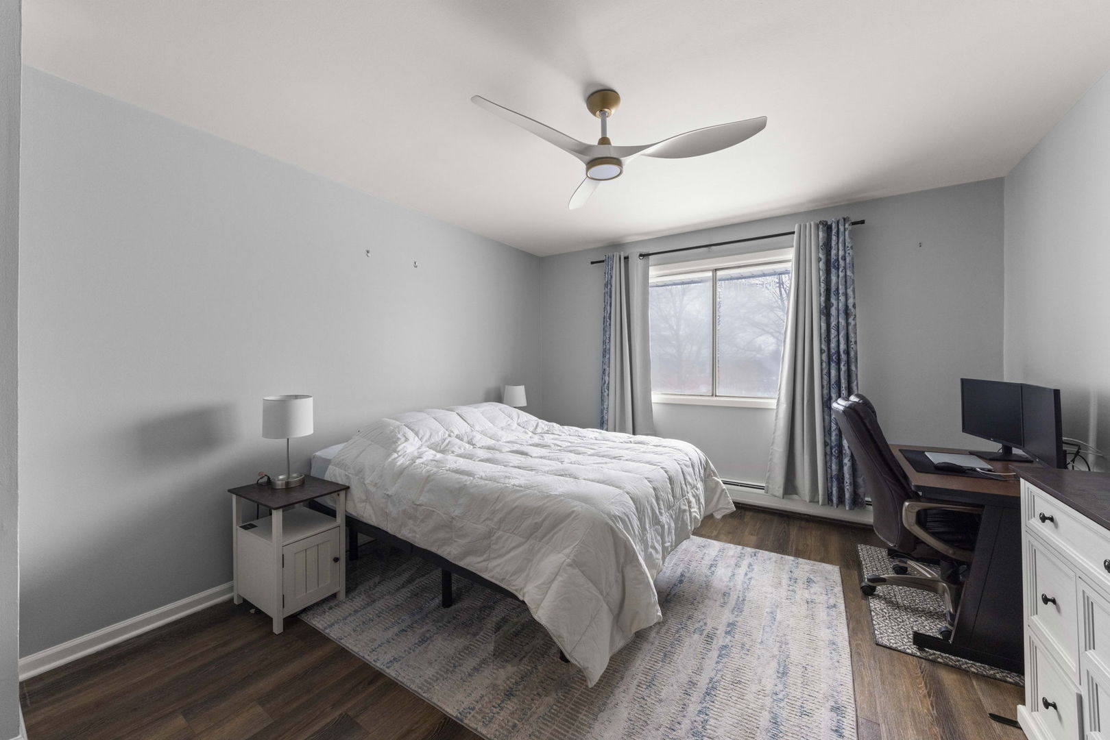 215 S Hale Street #9B, Addison, IL 60101