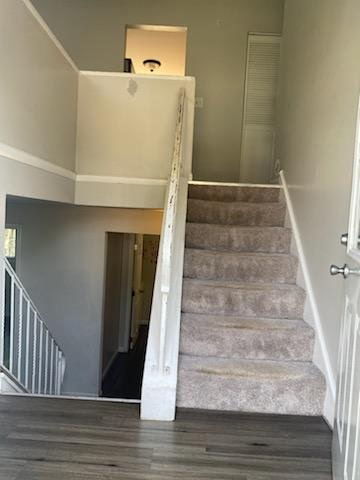 785 WOODSIDE Drive, Roselle, IL 60172