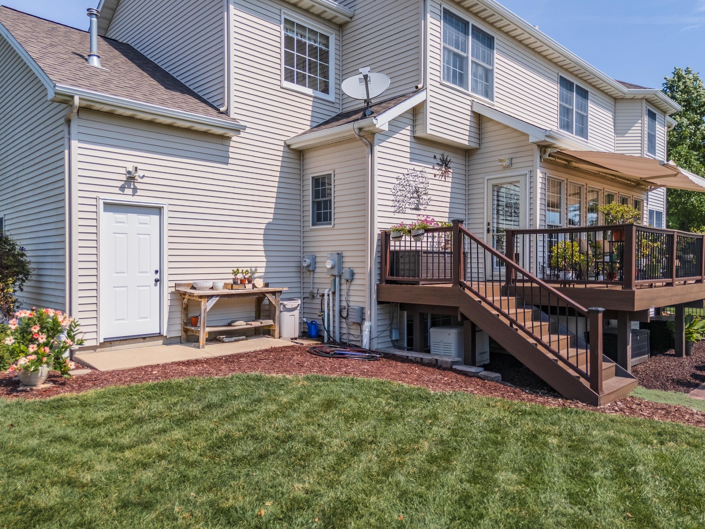 29 Cloverhill Circle, Bloomington, IL 61705