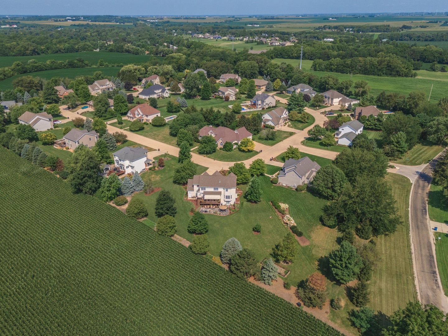 29 Cloverhill Circle, Bloomington, IL 61705