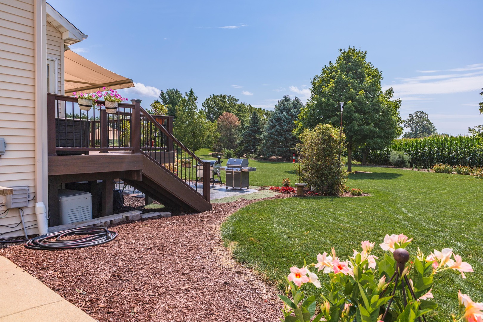 29 Cloverhill Circle, Bloomington, IL 61705