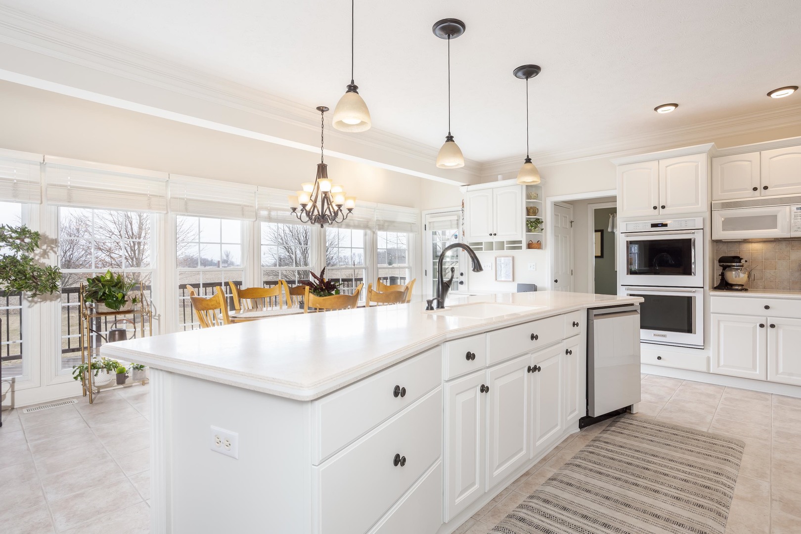 29 Cloverhill Circle, Bloomington, IL 61705