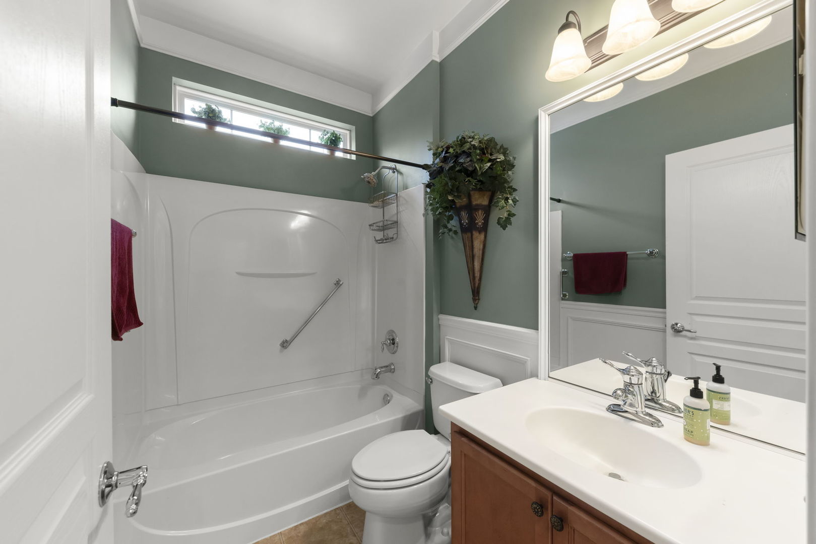 1529 Countryside Drive, Shorewood, IL 60404