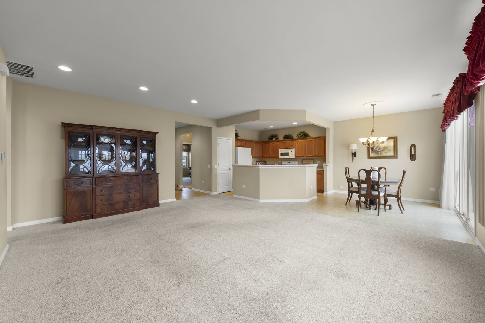 1529 Countryside Drive, Shorewood, IL 60404