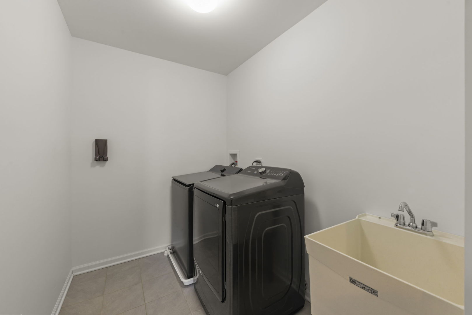 12601 S Poplar Crossing, Plainfield, IL 60585