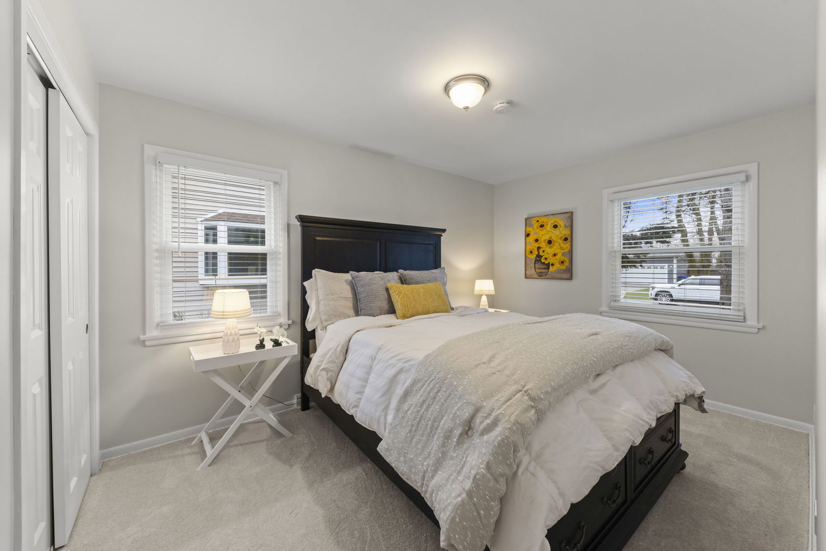 490 Carleton Avenue, Glen Ellyn, IL 60137