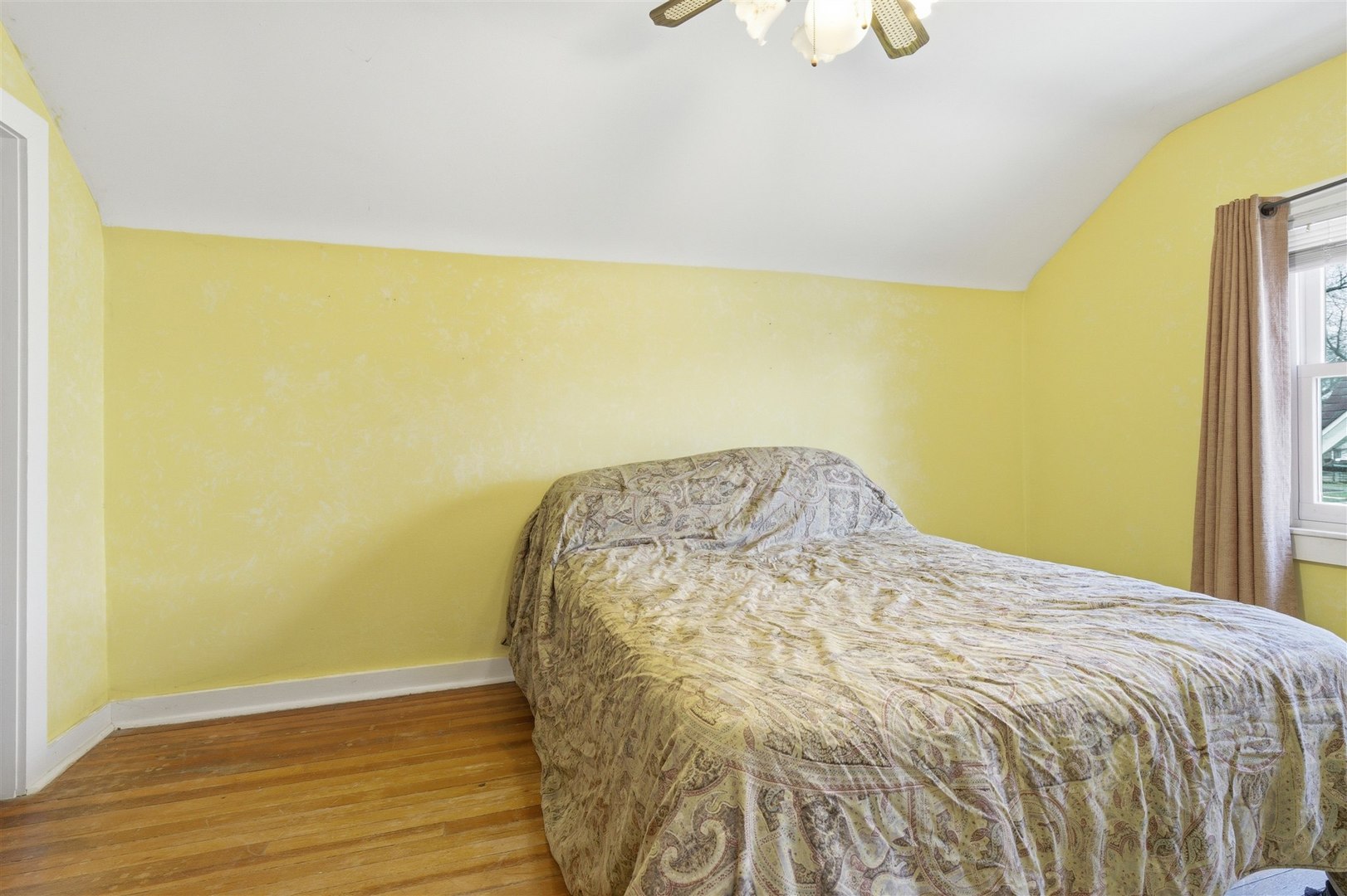 126 W Lowell Avenue, Pontiac, IL 61764