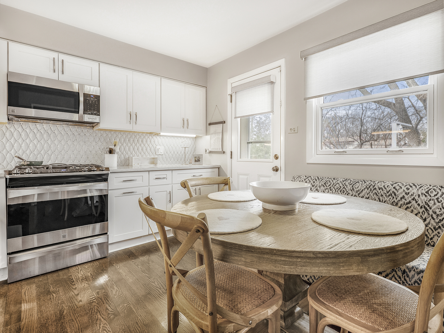 124 S Fairlane Avenue, Elmhurst, IL 60126