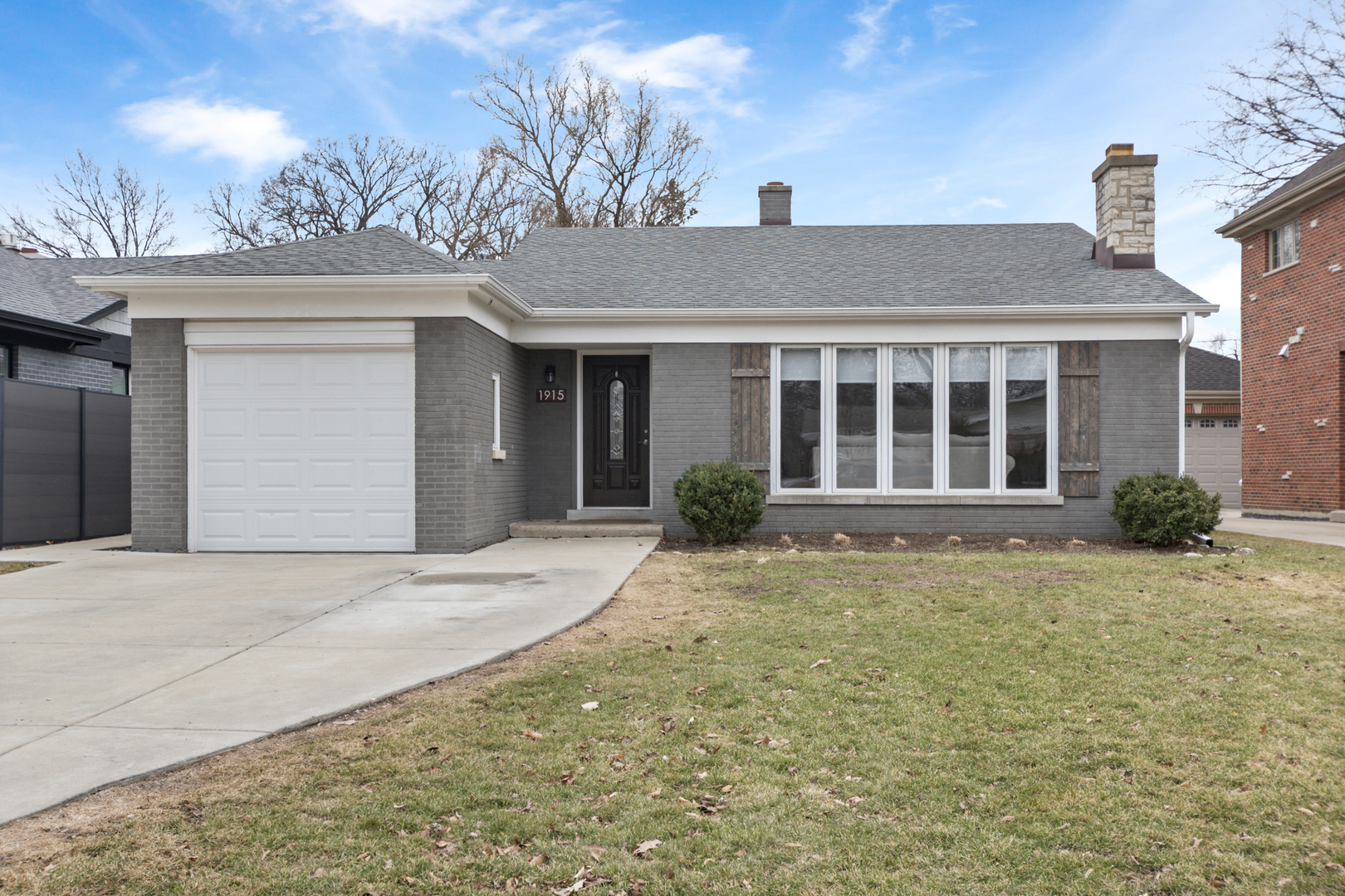 1915 GLENVIEW Avenue, Park Ridge, IL 60068