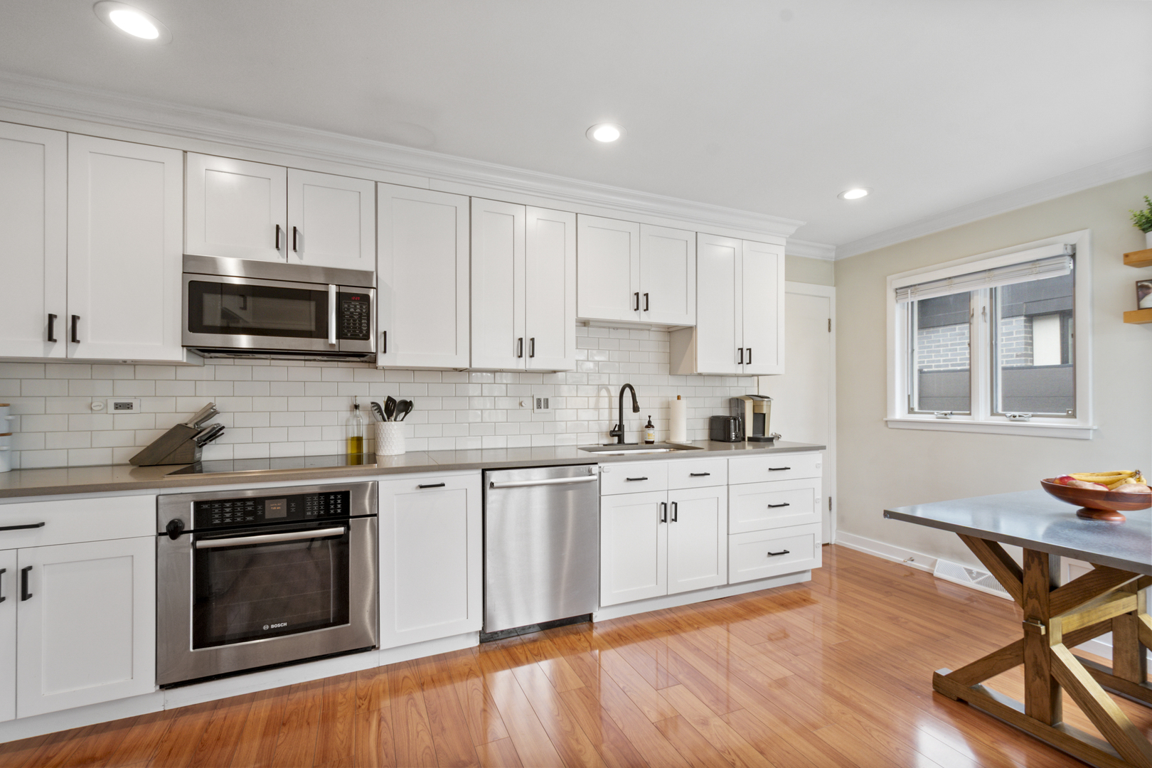 1915 GLENVIEW Avenue, Park Ridge, IL 60068