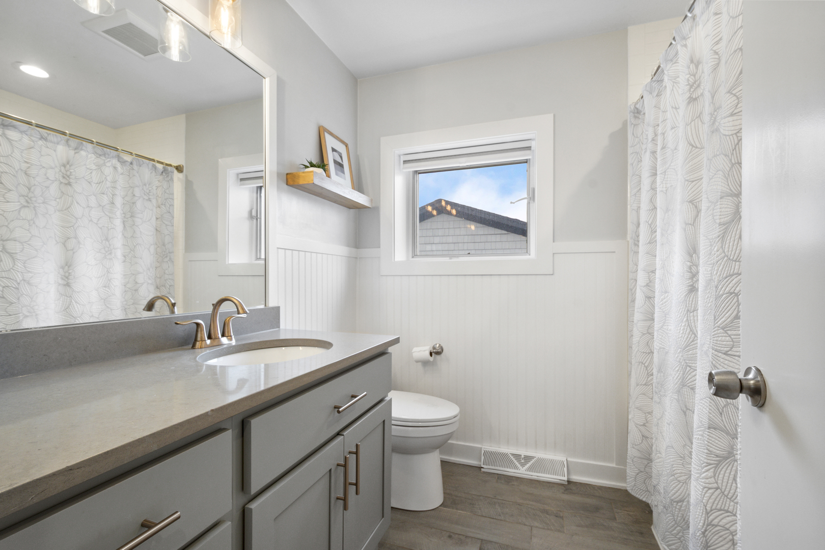 1915 GLENVIEW Avenue, Park Ridge, IL 60068