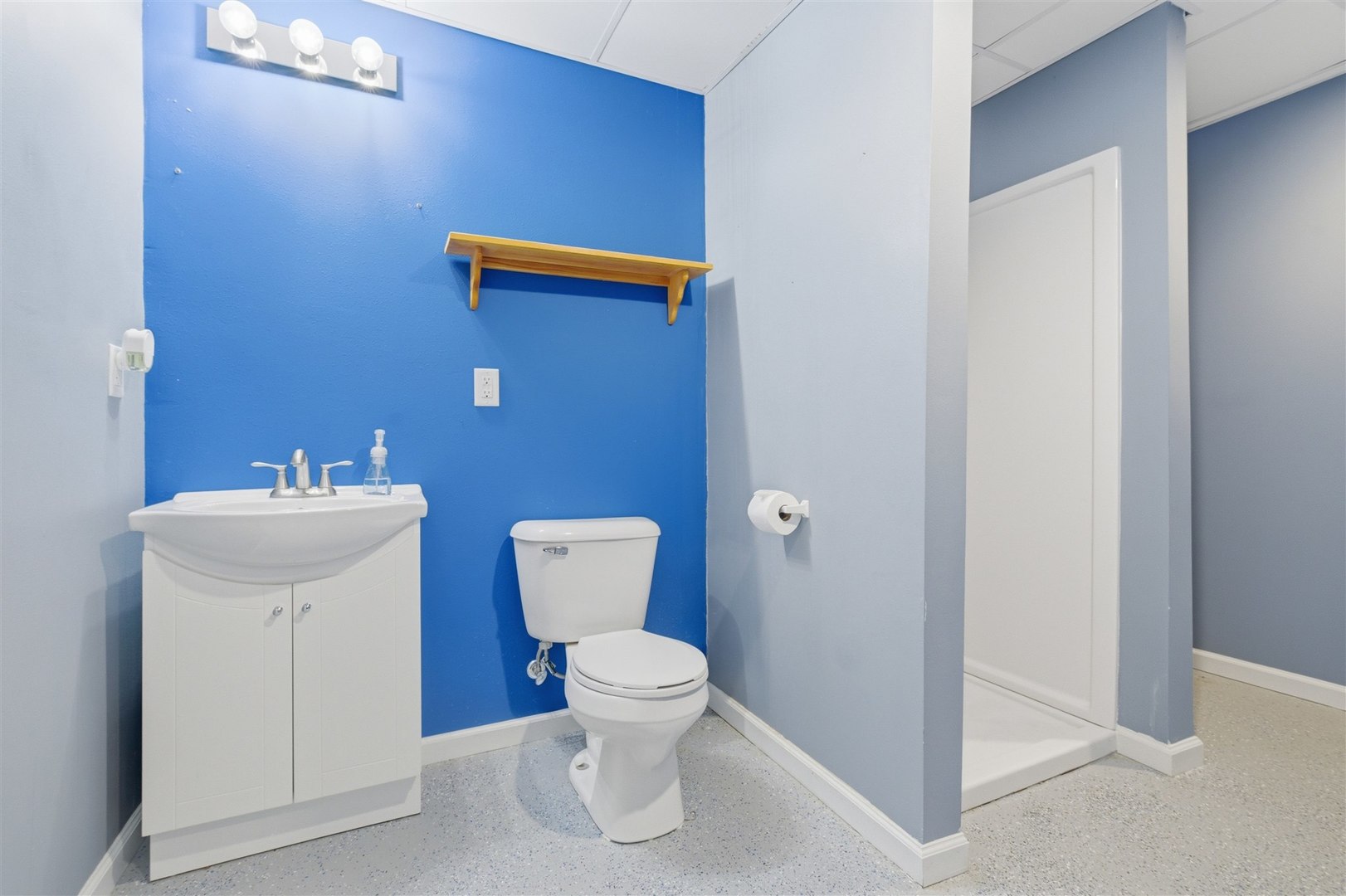 404 Victoria Drive, Washington, IL 61571