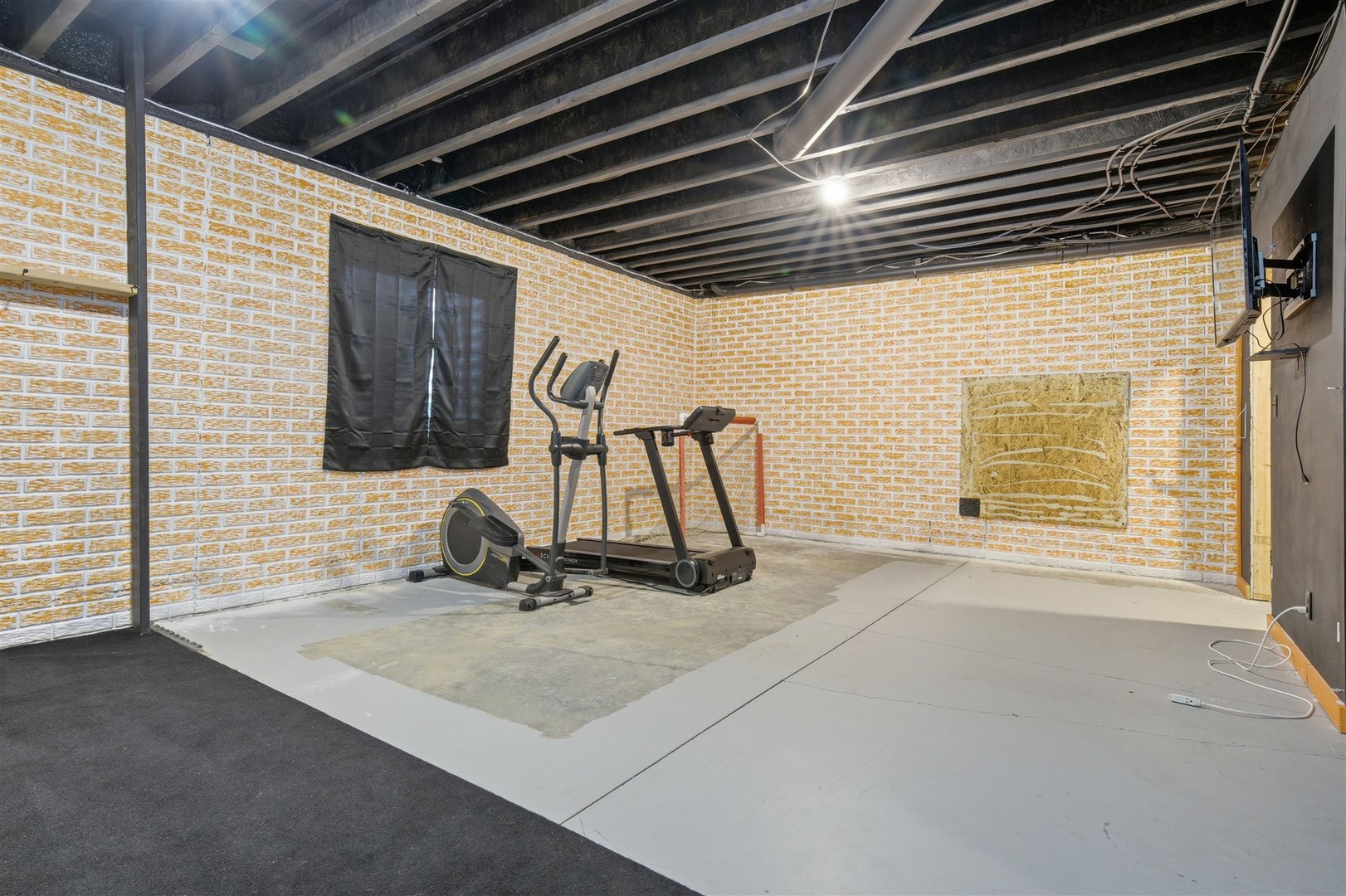 404 Victoria Drive, Washington, IL 61571