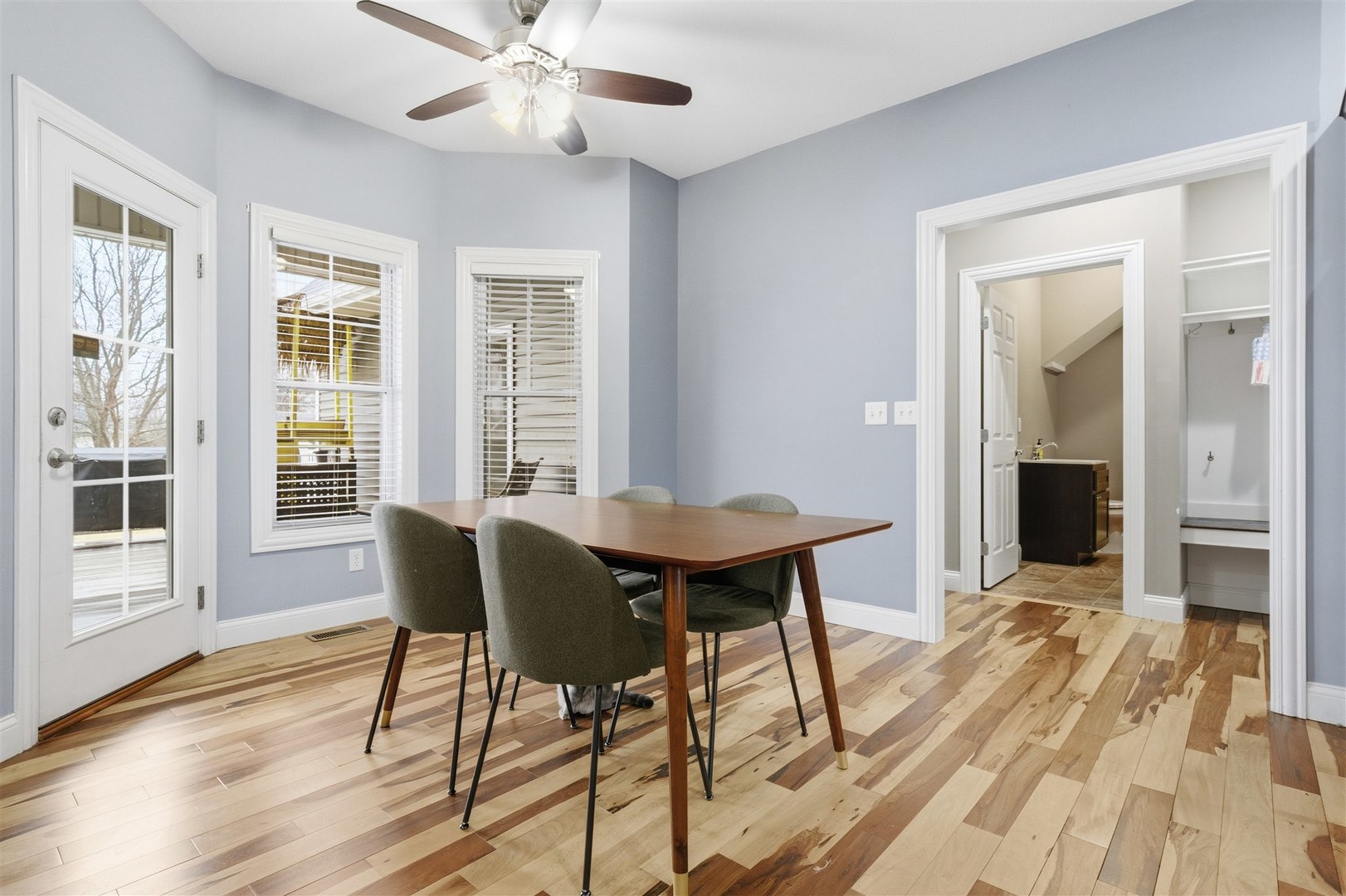 404 Victoria Drive, Washington, IL 61571