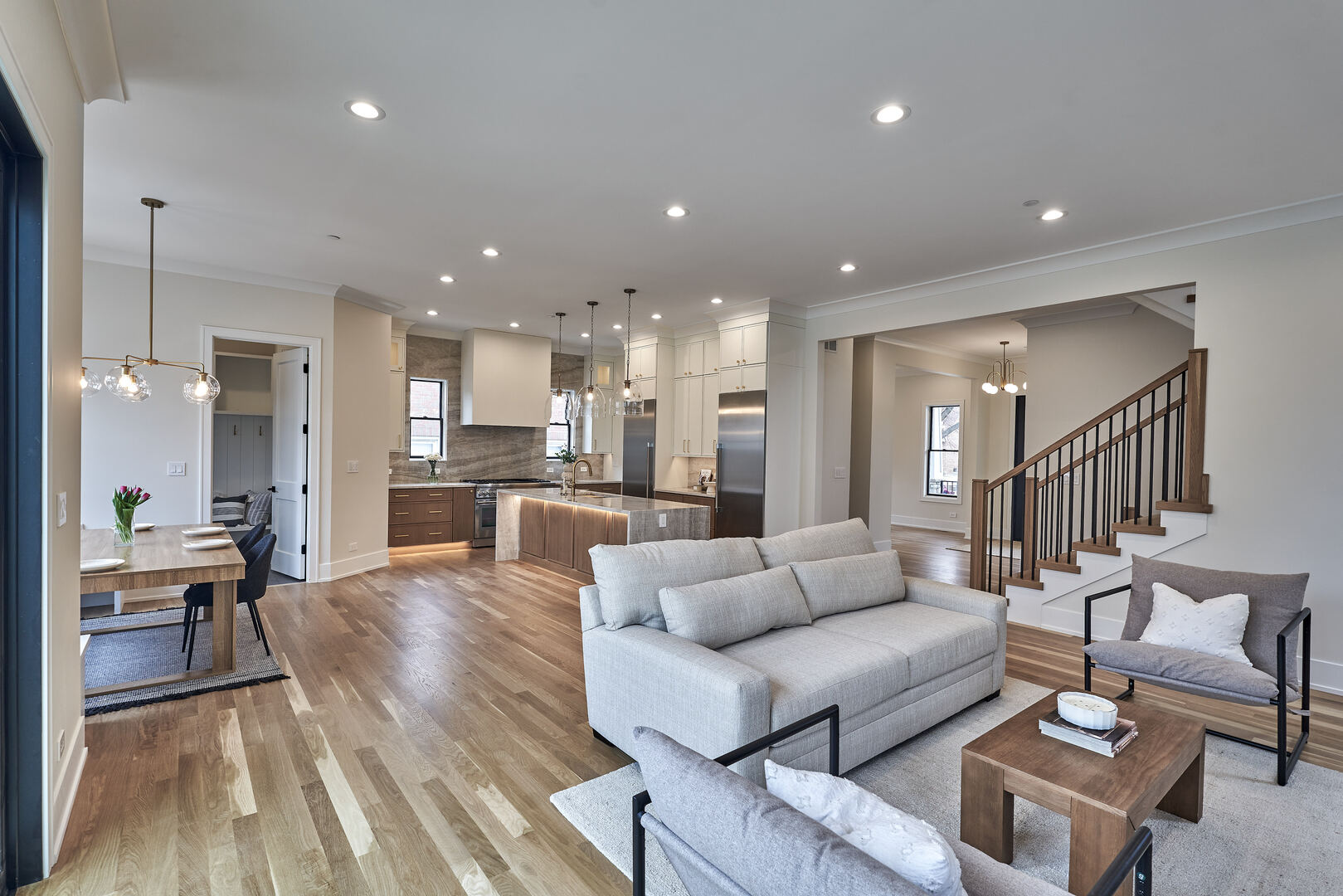 1414 S Prospect Avenue, Park Ridge, IL 60068