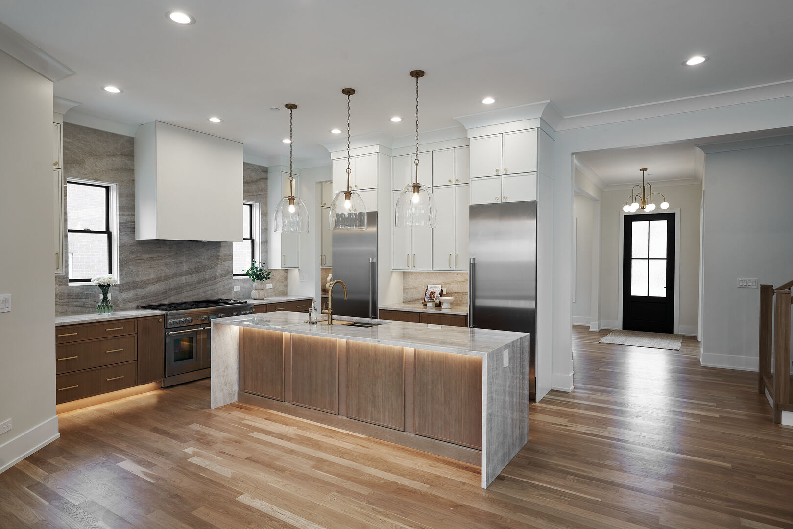 1414 S Prospect Avenue, Park Ridge, IL 60068