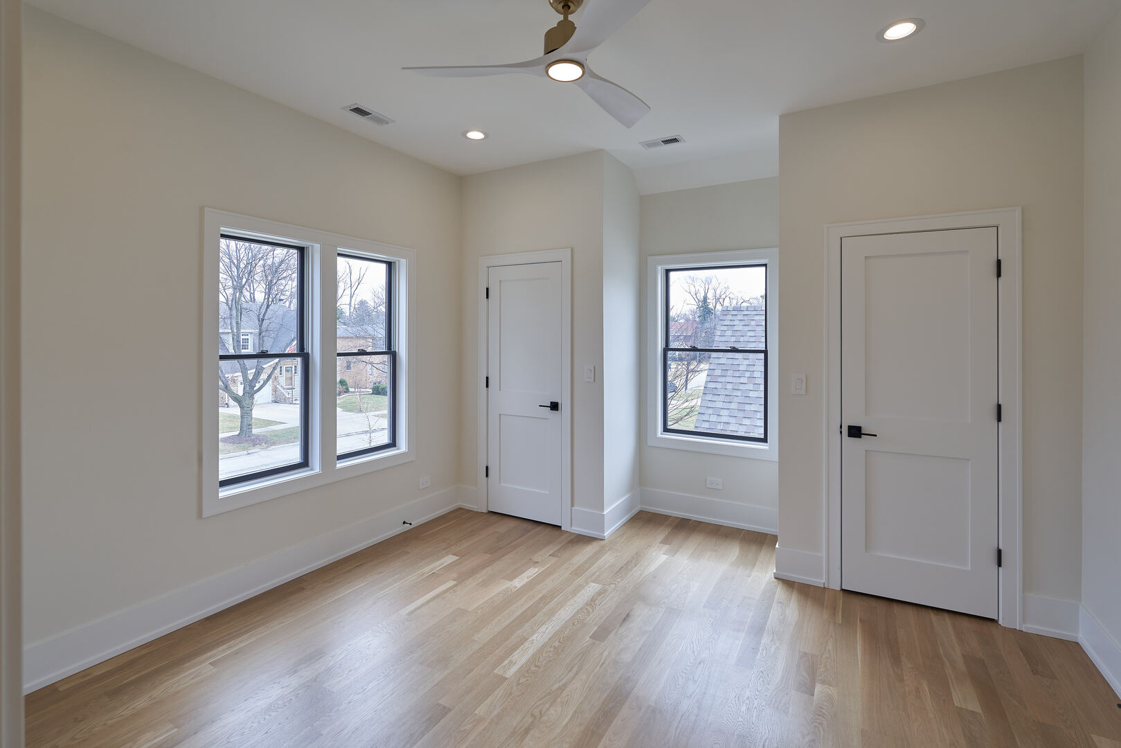 1414 S Prospect Avenue, Park Ridge, IL 60068