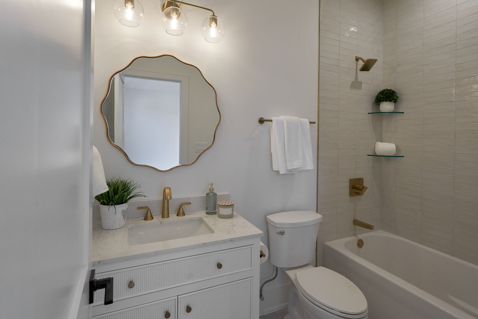 1414 S Prospect Avenue, Park Ridge, IL 60068