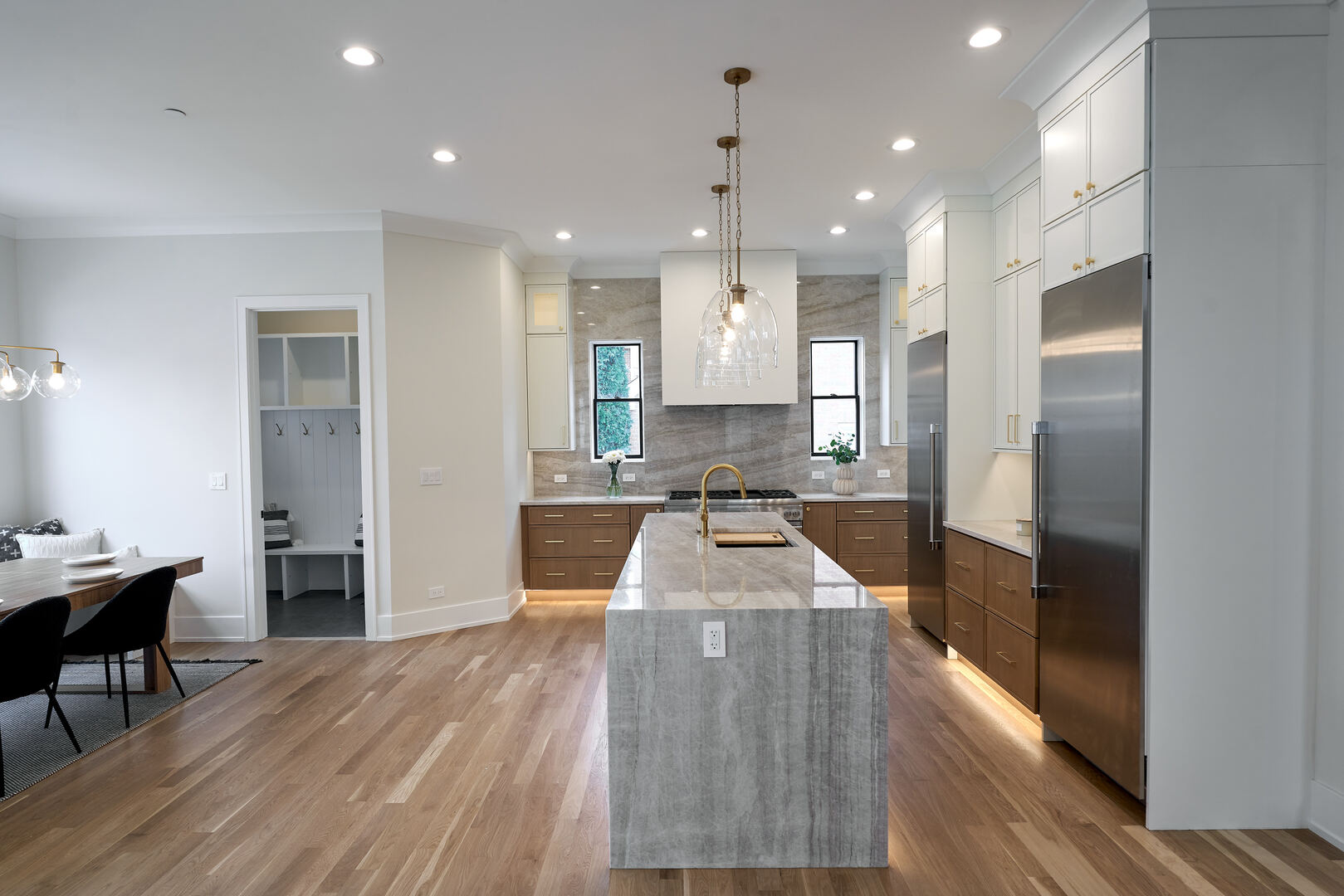 1414 S Prospect Avenue, Park Ridge, IL 60068