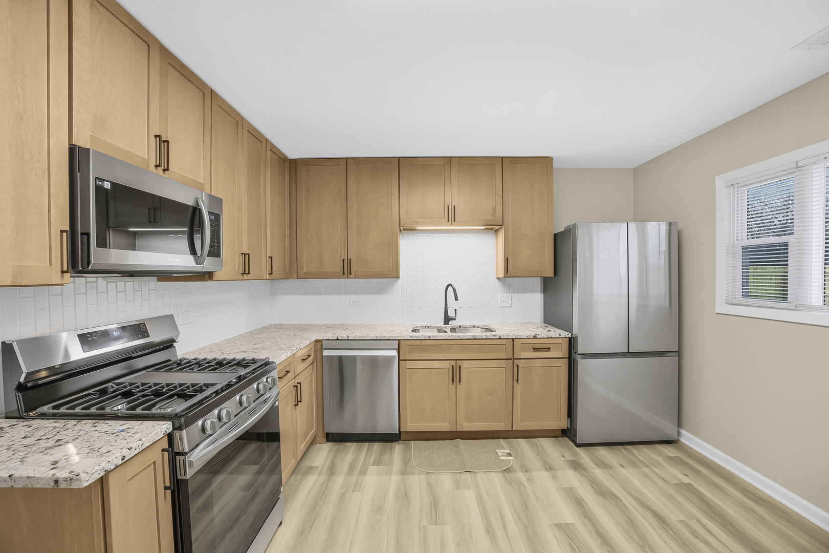 3448 Sally Drive, Steger, IL 60475